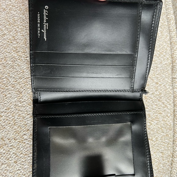 Ferragamo compact wallet second hand - Picture 6 of 10
